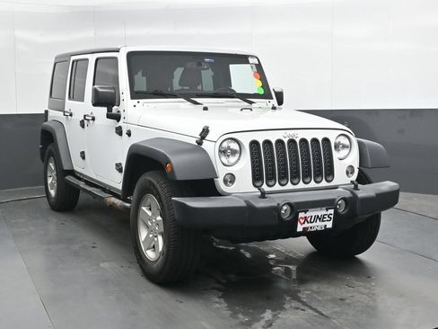 Used 2016 Jeep Wrangler Unlimited Sport w/ Quick Order Package 24S AWD/4WD image 4