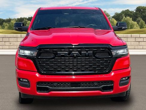 Used 2025 RAM 1500 Big Horn AWD/4WD image 3