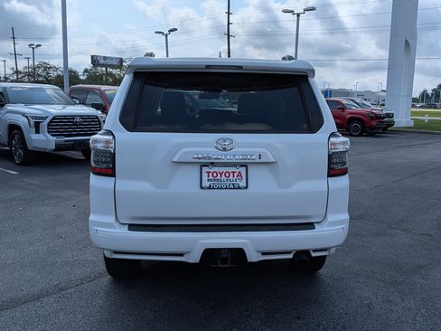 Used 2022 Toyota 4Runner TRD Sport w/ Technology Package AWD/4WD image 7