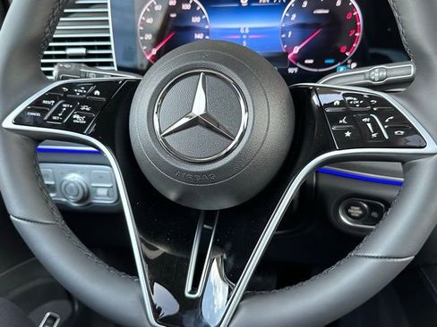 Certified 2025 Mercedes-Benz GLS 450 4MATIC image 14