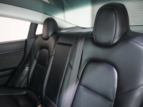 Used 2023 Tesla Model 3 Standard Range RWD image 13
