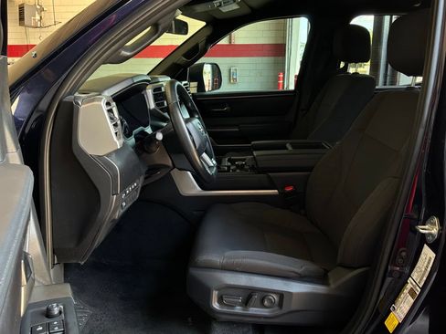 Used 2025 Toyota Tundra SR5 AWD/4WD image 8