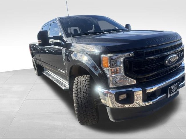 Used 2022 Ford F350 Lariat w/ Camper Package AWD/4WD image 4