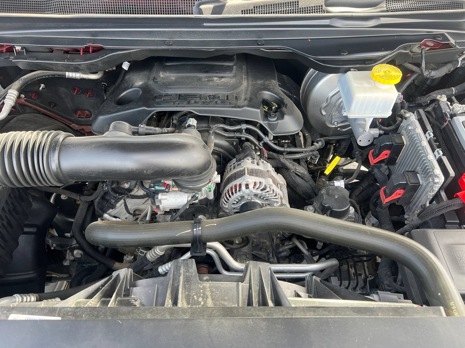 Used 2022 RAM 1500 Laramie AWD/4WD image 26