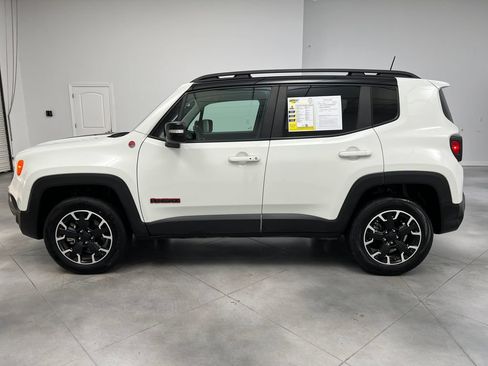 Used 2023 Jeep Renegade Trailhawk AWD/4WD image 5