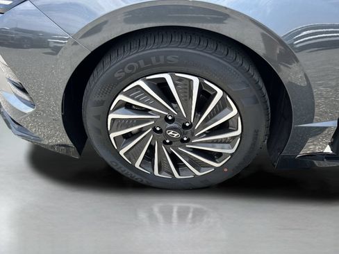 Used 2025 Hyundai Sonata SEL FWD image 35