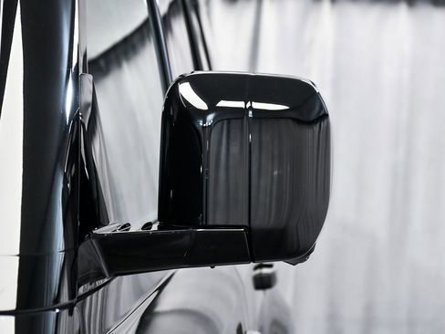 Used 2024 Land Rover Defender 130 X image 70