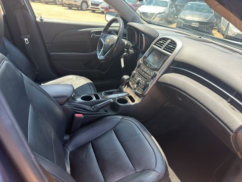 Used 2015 Chevrolet Malibu LT w/ Leather Package FWD image 25