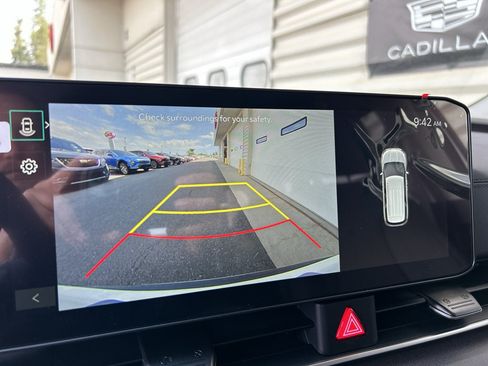 New 2026 Kia Carnival EX FWD image 21