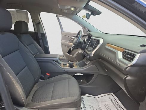 Used 2023 GMC Acadia SLE w/ Driver Convenience Package image 17