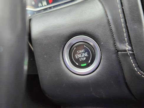 Used 2023 GMC Yukon Denali Ultimate AWD/4WD image 23