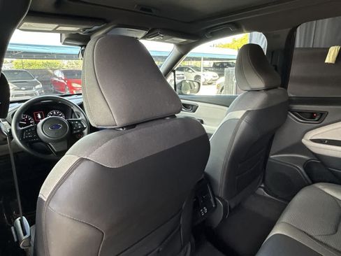 Used 2025 Subaru Forester Premium AWD/4WD image 23