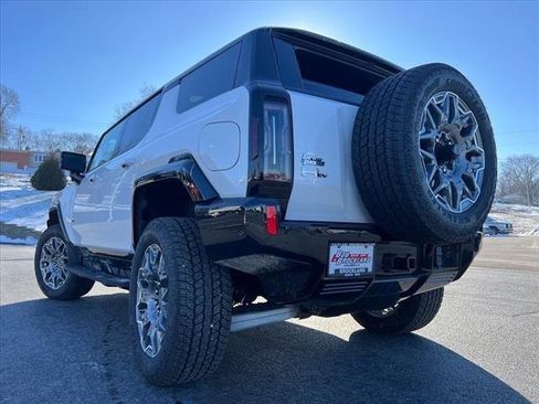New 2025 GMC Hummer EV 3X image 4