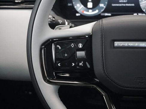 Used 2025 Land Rover Range Rover Velar S image 12