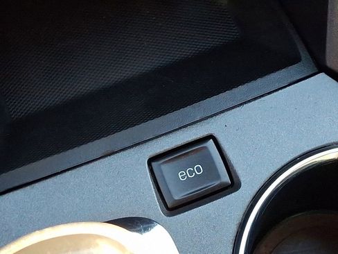 Used 2017 Chevrolet Equinox LT image 26