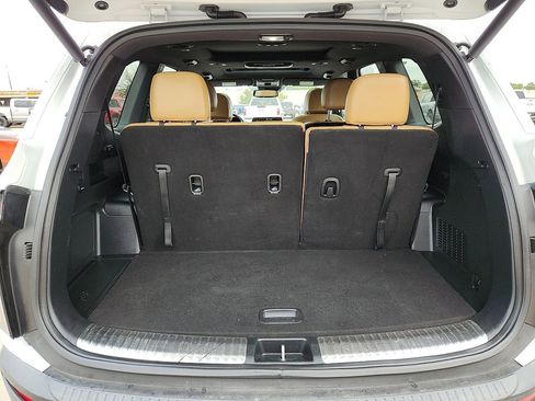 Used 2022 Kia Telluride SX w/ Towing Package image 7