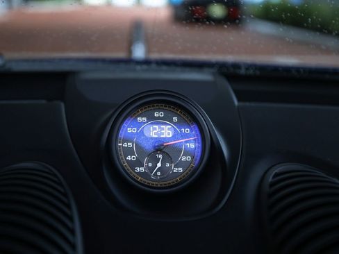 Certified 2025 Porsche 718 Boxster Spyder RS RWD image 20