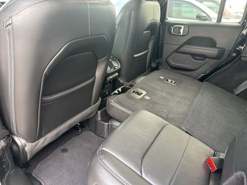 Used 2023 Jeep Wrangler Sahara image 51