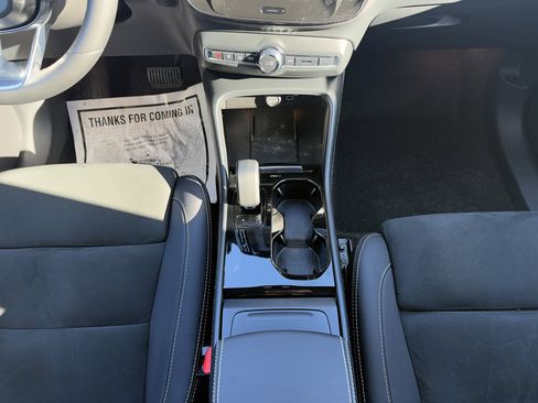 Certified 2023 Volvo XC40 Recharge Plus image 37