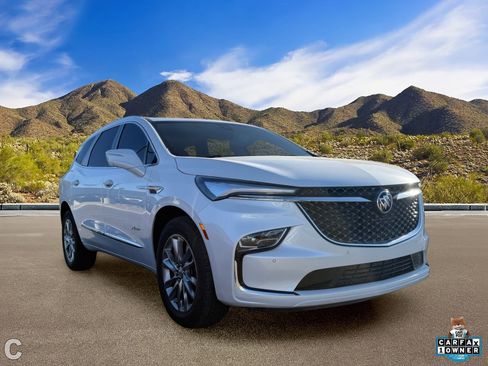 Certified 2023 Buick Enclave Avenir w/ Avenir Technology Package FWD image 5