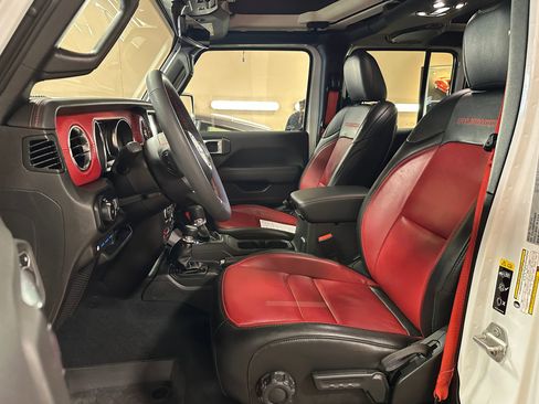 Used 2023 Jeep Wrangler Unlimited Rubicon 4xe image 14