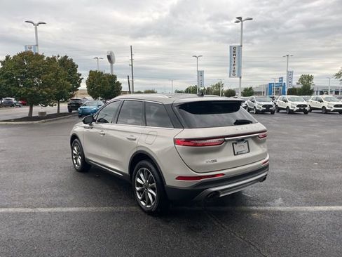 Used 2021 Lincoln Corsair Standard w/ Premium Package image 14