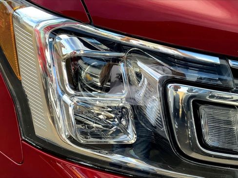 Used 2019 Ford Expedition XLT image 26