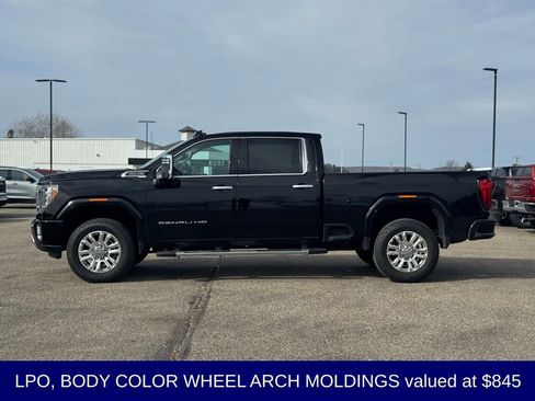 Used 2023 GMC Sierra 2500 Denali image 3
