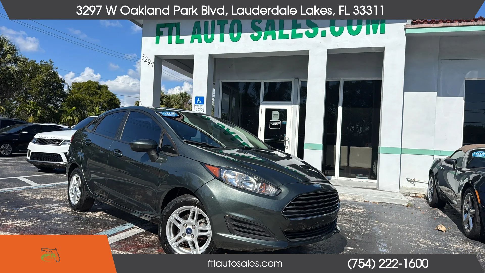 Used 2018 Ford Fiesta SE FWD image 2