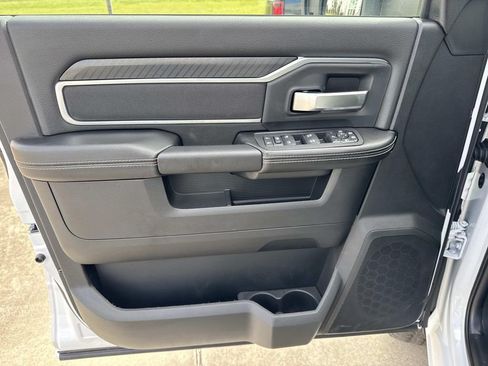New 2026 RAM 2500 Big Horn AWD/4WD image 36