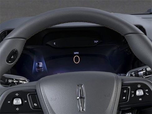 New 2026 Lincoln Aviator AWD image 13