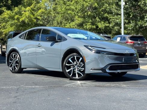 New 2026 Toyota Prius Plug-In Hybrid image 2