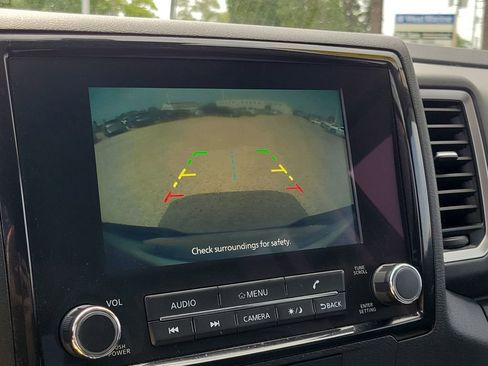 Used 2022 Nissan Frontier SV AWD/4WD image 26