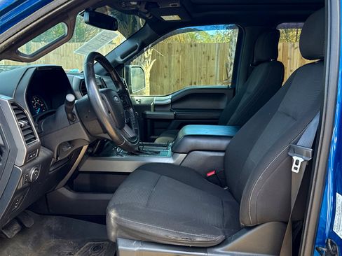 Used 2017 Ford F150 XLT w/ Equipment Group 302A Luxury image 23