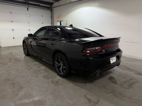 Used 2019 Dodge Charger GT image 4