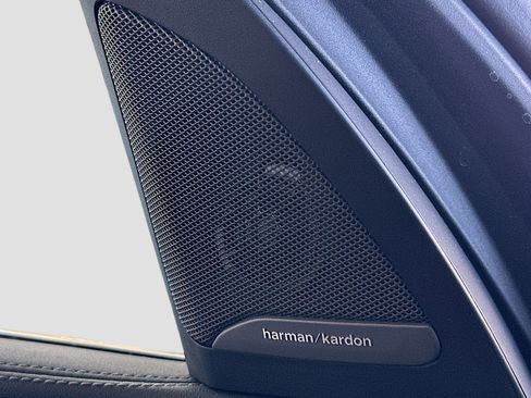 Certified 2023 BMW X7 xDrive40i w/ M Sport Package image 19