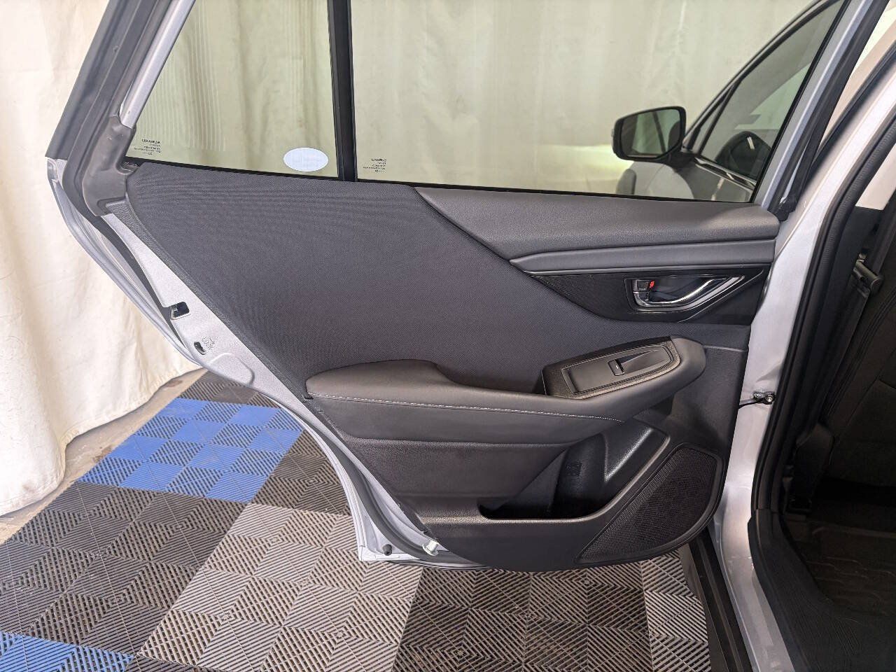 Used 2023 Subaru Outback Premium AWD/4WD image 9