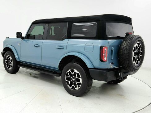 Used 2022 Ford Bronco Outer Banks image 3