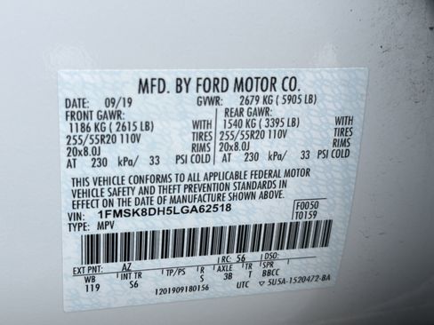 Used 2020 Ford Explorer XLT w/ Equipment Group 202A AWD/4WD image 30