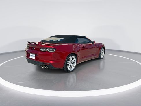 Used 2021 Chevrolet Camaro LT w/ RS Package RWD image 9