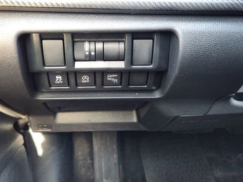 Used 2020 Subaru Crosstrek 2.0i Premium w/ Moonroof Package 1 image 23