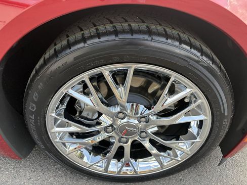 Used 2014 Chevrolet Corvette Stingray Convertible w/ 2LT Preferred Equipment Group RWD image 21