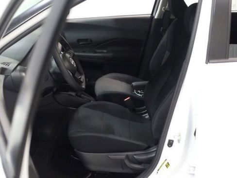 New 2025 Nissan Kicks Play S w/ Interior Electronics Package image 8