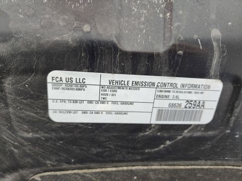 Used 2024 Chrysler Pacifica Touring-L image 20