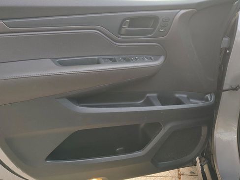 Used 2019 Honda Odyssey EX-L image 16