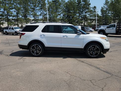 Used 2014 Ford Explorer Sport w/ Equipment Group 401A AWD/4WD image 10