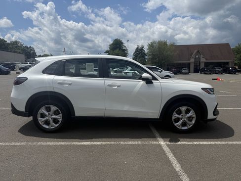 Used 2024 Honda HR-V LX image 8