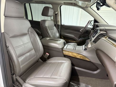 Used 2016 GMC Yukon XL Denali w/ Open Road Package AWD/4WD image 44