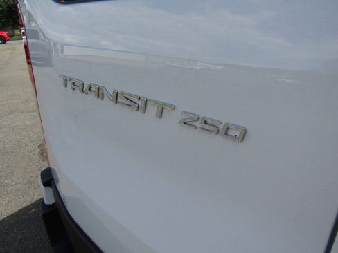 Used 2024 Ford Transit 250 Low Roof w/ Exterior Upgrade Package RWD image 32
