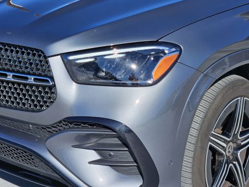 Used 2024 Mercedes-Benz GLE 450 4MATIC image 9